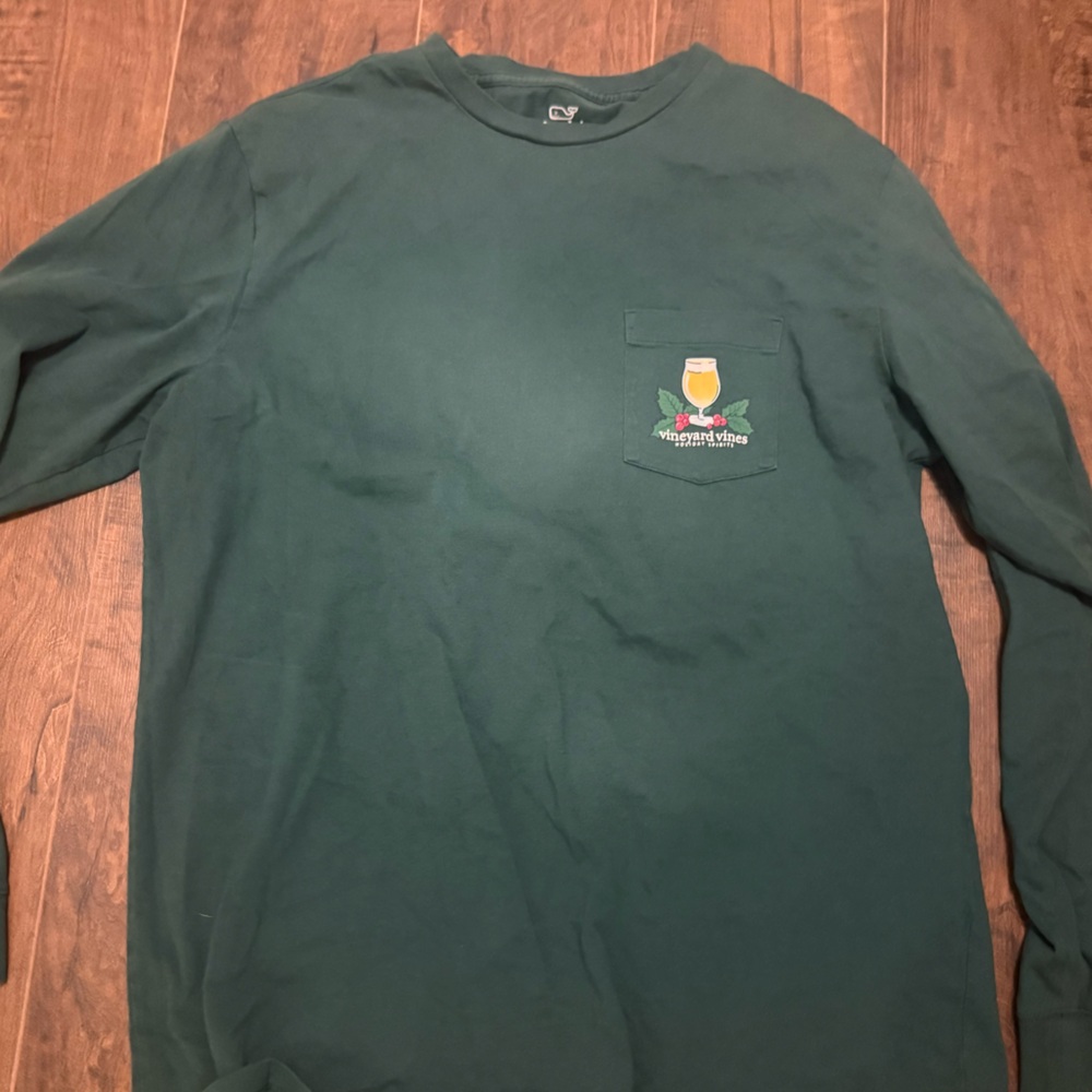 Vineyard Vines dark green Long Sleeve Men's Shirt holiday spirits medium